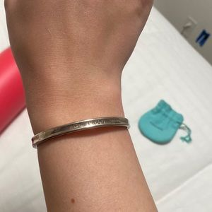 Tiffany & Co 1837 collection sterling silver cuff size small